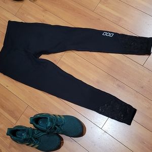 Lorna jane legging size small